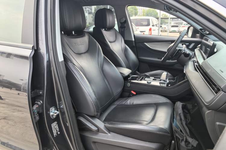 Used Chery Tiggo 8 PLUS 2022 290TGDI DCT Haoting Edition+
