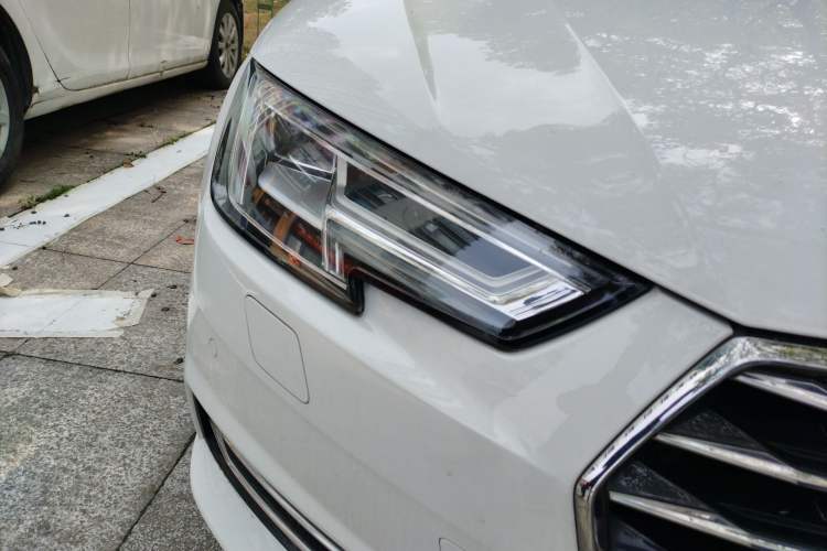 Used Audi A4L 2017 Plus 40 TFSI Fashion Model
