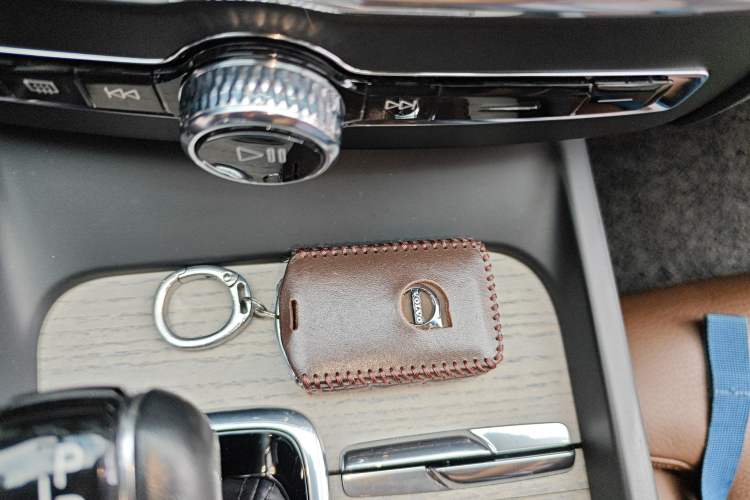 Used Volvo XC60 2021 T5 4x4 Smart Luxury Edition
