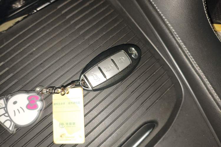 Used Infiniti QX50 2018 2.0T Four-Wheel Drive Smart Edition Vehicle Key