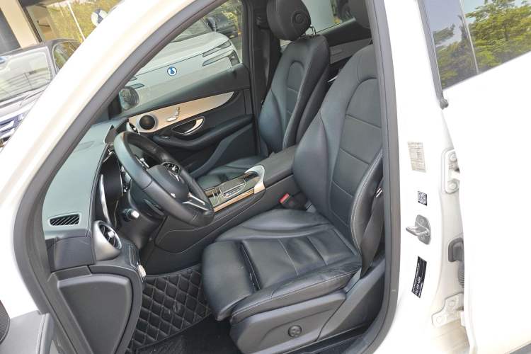 Used Mercedes-Benz GLC 2020 Facelifted GLC 260 L 4MATIC Dynamic Edition