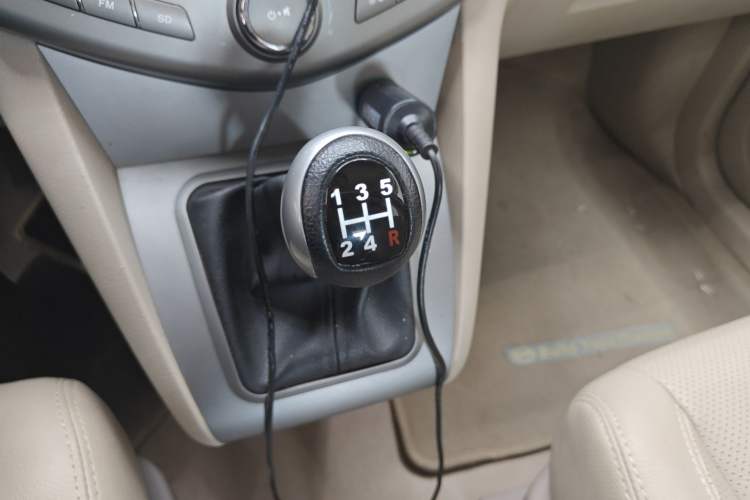 Used BYD S6 2014 2.0L Manual Luxury 5-Seater