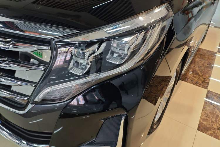 Used GAC Trumpchi M8 2020 Flagship Model 390T Deluxe Edition Left Front Headlight