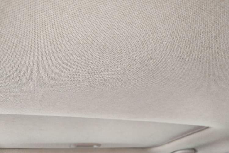Used Kia K2 2012 Sedan 1.4L MT TOP Commemorative Edition Headliner