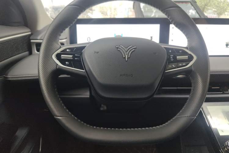 Used NETA U 2022 Chiiq 500 Lithium Iron Phosphate