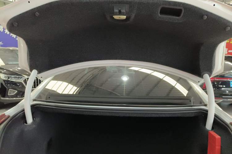 Used Cadillac XTS 2018 28T Tech Edition Trunk