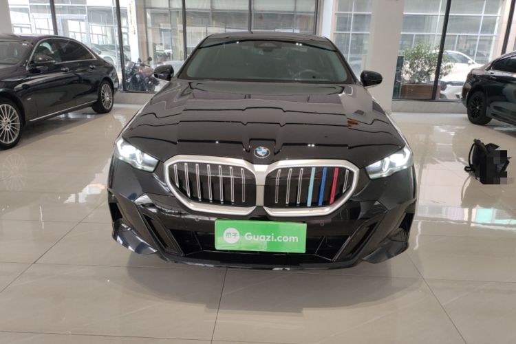 Used BMW 5 Series 2024 525Li M Sport Package Front