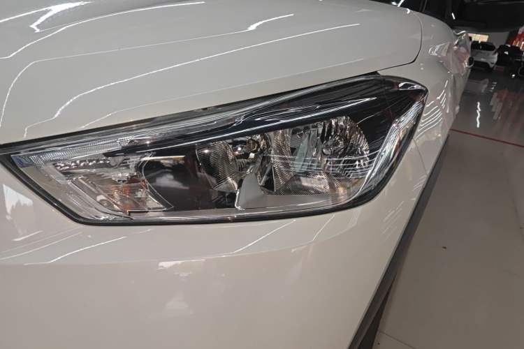 Used Nissan Kicks 2019 1.5L Manual Cool Edition