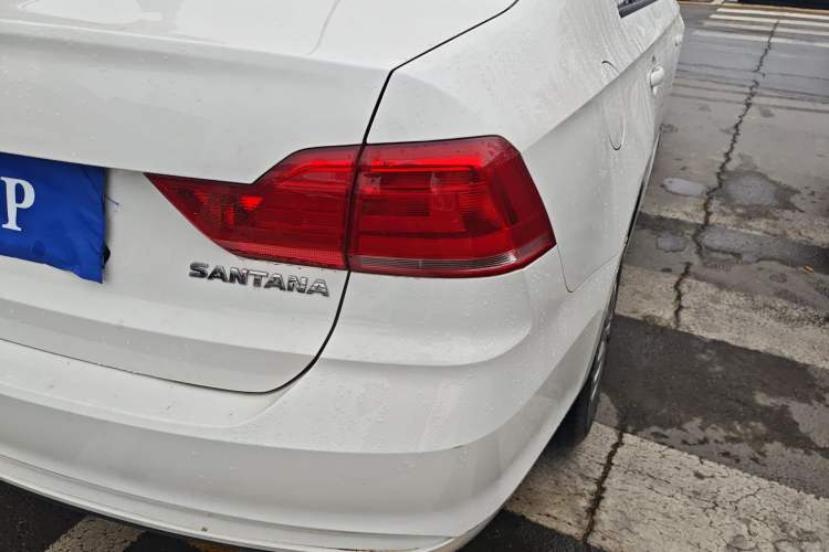 Used Volkswagen Santana 2021 1.5L Automatic Fashion Edition Right Rear Taillight