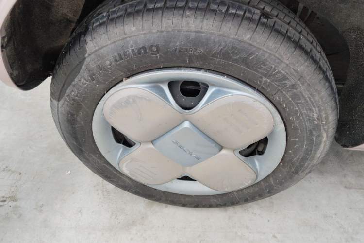 Used Geely Galaxy Panda 2024 Panda Mini 200km Endurance Bear Right Rear Wheel Hub