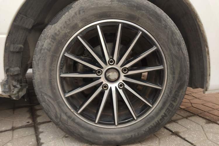 Used FORTHING F600 2016 F600L 1.5T Luxury Model
