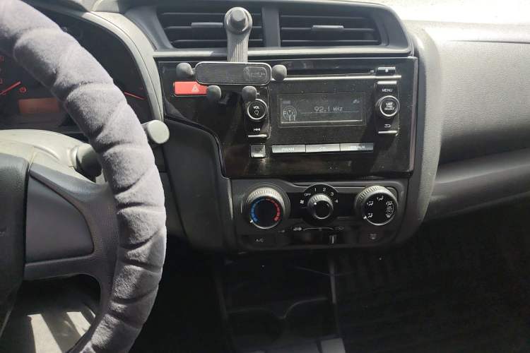 Used Honda Fit 2016 1.5L LX Manual Comfort Model
