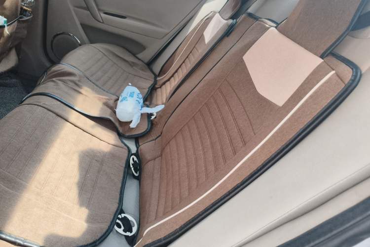 Used JAC Group Heyue 2012 1.5L Manual Comfort Edition
