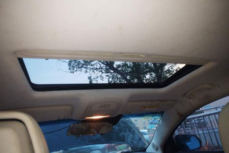 Used Roewe e950 2017 50T Hybrid Connected Executive Edition