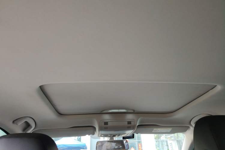 Used Volkswagen Bora 2021 1.5L Automatic Elite Smart Connect Edition Headliner