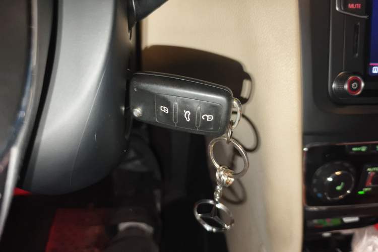 Used Skoda Superb 2009 1.8TSI Automatic Prestige Edition Vehicle Key