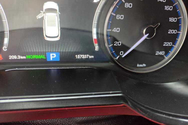 Used GAC Trumpchi GS8 2017 320T Two-Wheel Drive Luxury Smart Connectivity Version (7 Seats)