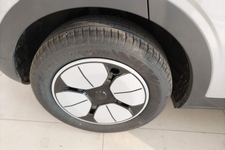 Used Geely Galaxy Geome 2026 Model 310km Youth Edition
