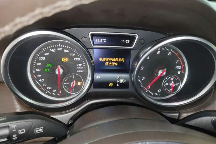 Used Mercedes-Benz GLE 2015 GLE 400 4MATIC
