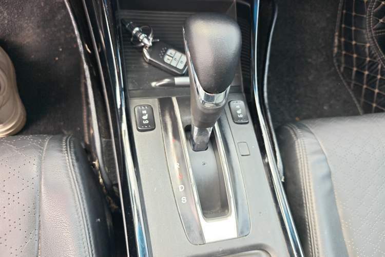 Used Honda Jade 2017 210 TURBO CVT Luxury Edition 5 Seats
