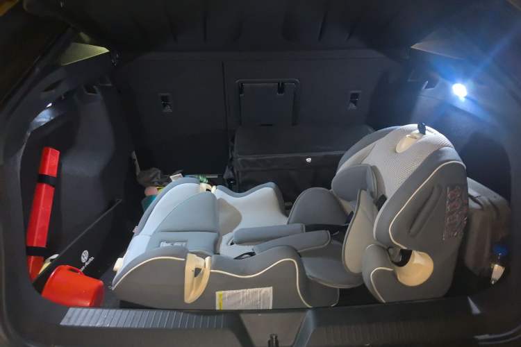 Used Volkswagen ID.UNYX 2024 Revised Version Max High-Performance Edition Trunk