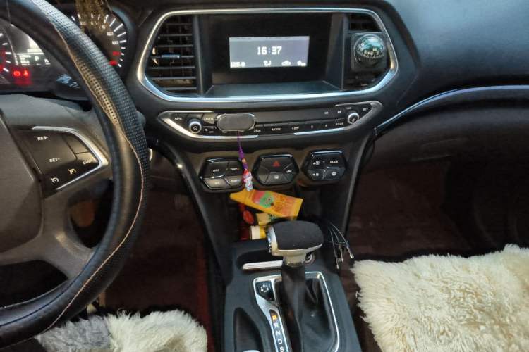 Used GAC Trumpchi GS4 2017 235T Automatic Two-Wheel Drive Elite Edition