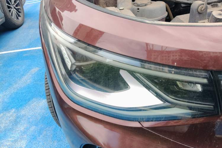 Used Volkswagen ID.6 X 2021 1st Edition ID. First Impression Edition Right Front Headlight