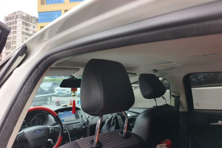 Used Ford Focus 2015 Sedan EcoBoost 180 Automatic Elite Model Headliner