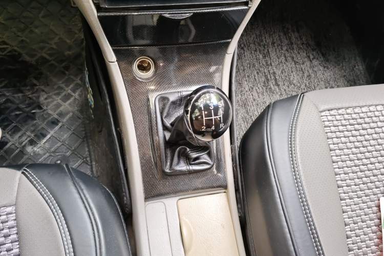 Used Geely Auto Vision 2012 1.5L DVVT Standard Edition