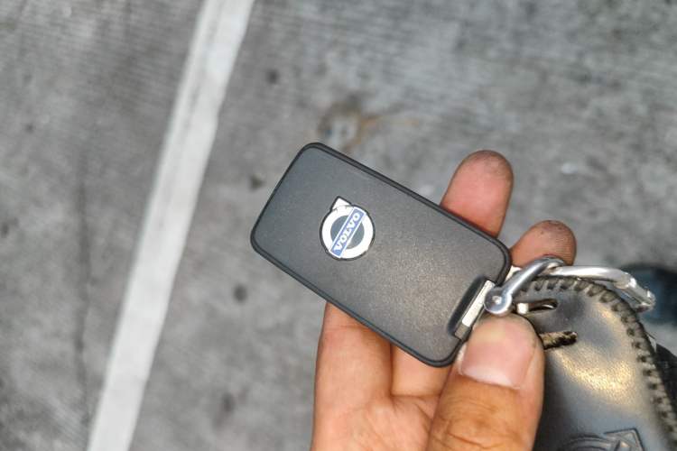 Used Volvo S60 2016 S60L T4 Zhiyuan Edition Vehicle Key