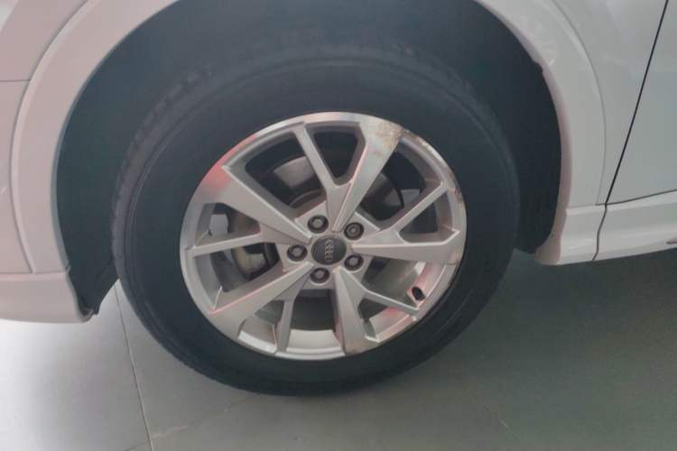 Used Audi Q3 2019 35 TFSI Advanced Dynamic Edition Left Front Wheel Hub