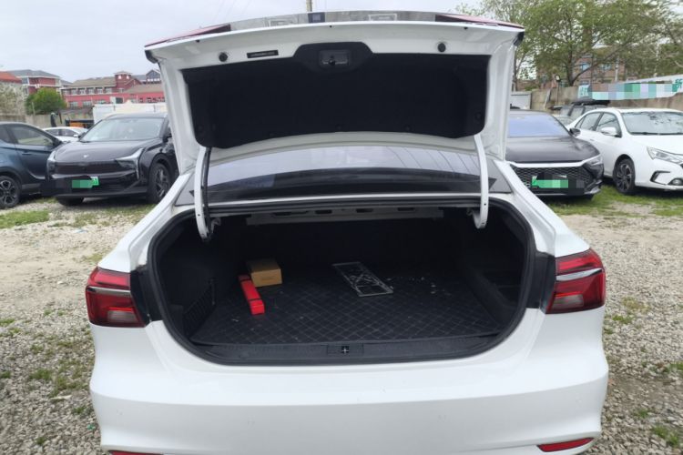 Used Roewe i6 New Energy 2019 PLUS 50T Internet Glory Flagship Edition