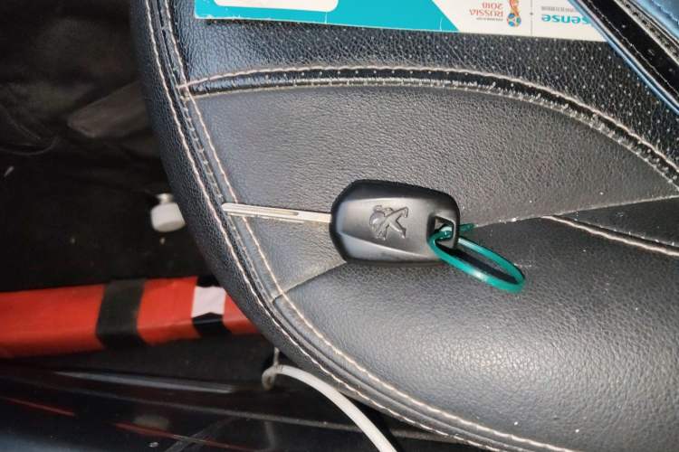 Used Peugeot 2008 2014 1.6L Automatic Fashion Edition
