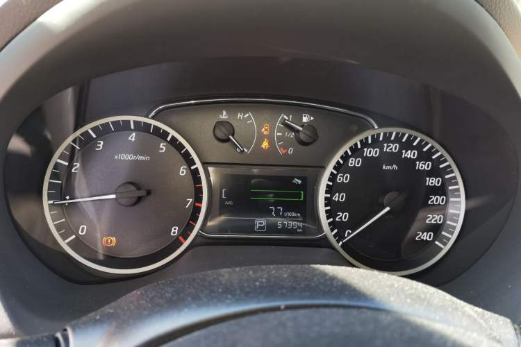 Used Nissan Sylphy 2019 1.6XV CVT Smart Connect Luxury Edition China VI Standard