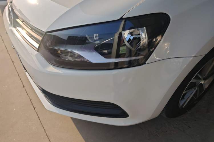 Used Volkswagen Polo 2014 1.4L Manual Fashion Edition Left Front Headlight