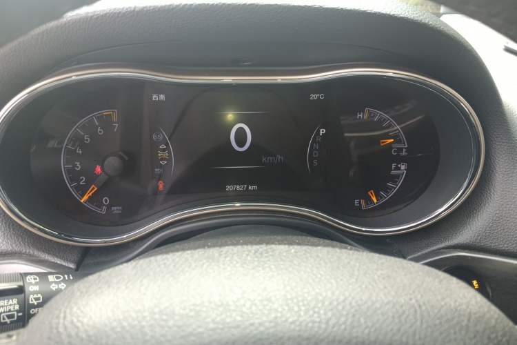 Used Jeep Grand Cherokee 2014 3.0L Comfort Navigation Edition Instrument Cluster