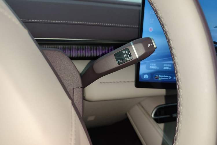 Used Deepal S07 2026 230Ultra with Huawei Qiankun ADS SE Edition Gear Lever