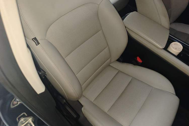 Used Geely Auto Binray 2018 14T CVT Binyi Edition
