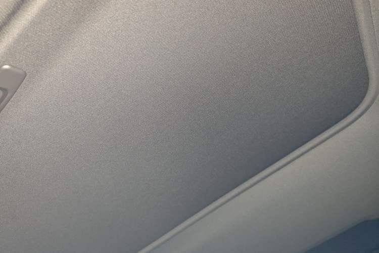 Used Toyota Granvia 2024 2.5L Hybrid Prestige PLUS Four-Wheel Drive Version
