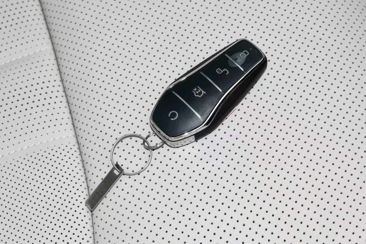 Used BYD Han L 2025 EV 701KM LiDAR Deluxe Edition
