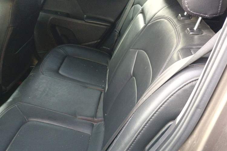 Used Kia Sportage R 2015 2.0L Automatic Two-Wheel Drive GLS Left Rear Seat