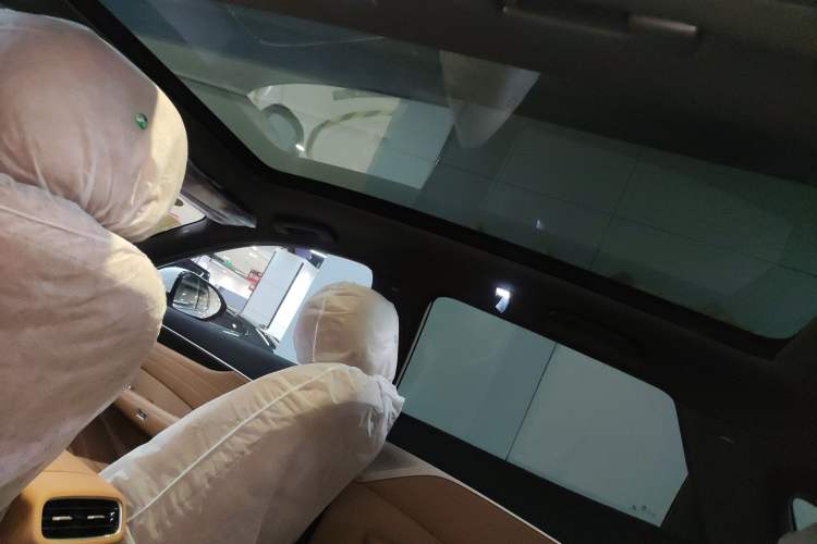 Used Dongfeng Aeolus L8 2025 Model 185KM Ideal Edition
