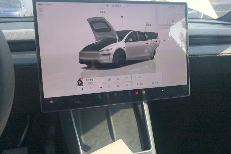 Used Tesla Model Y 2026 Rear-Drive Model Audio And AC Panel