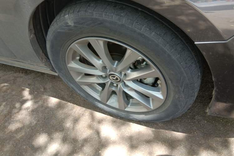 Used Mazda 3 Axela 2021 1.5L Automatic ZhiMei Edition