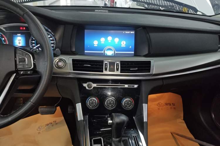 Used Haval H7 2016 Blue-Label H7 2.0T Automatic Luxury Model
