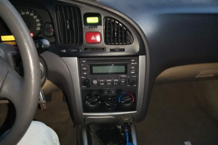 Used Hyundai Elantra 2007 1.6L Manual Comfort Model
