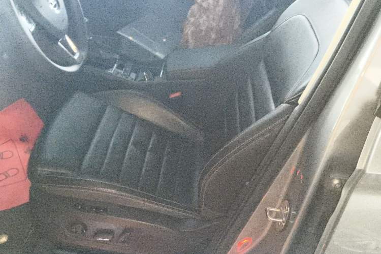 Used Skoda Superb 2018 TSI380 DSG Flagship Edition China V Standard Left Front Seat