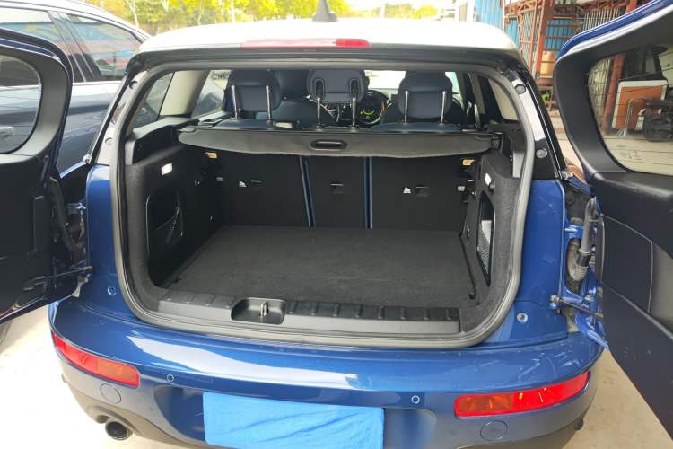 Used MINI Clubman 2016 Revised Version 1.5T COOPER Connoisseur Edition Trunk