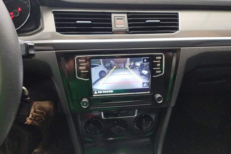 Used Volkswagen Bora 2016 1.6L Automatic Fashion Model
