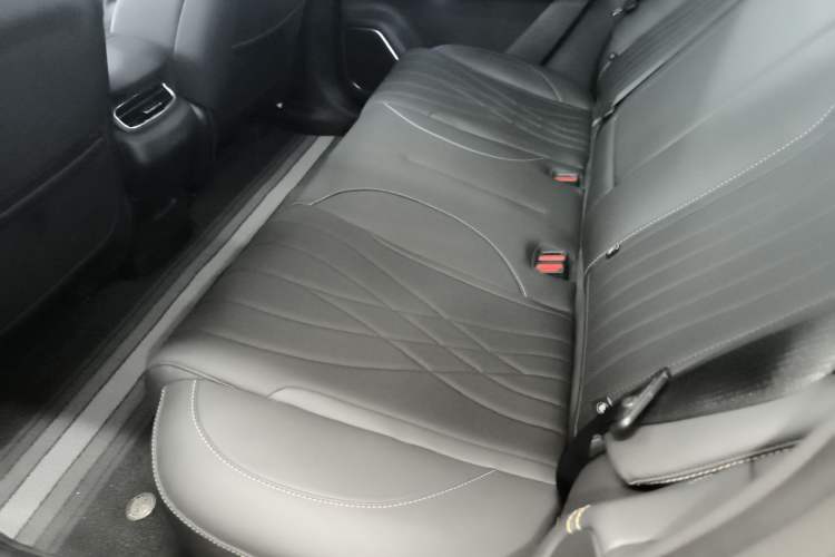 Used CHANGAN NEVO Q07 2025 215 Prestige Edition Left Rear Seat